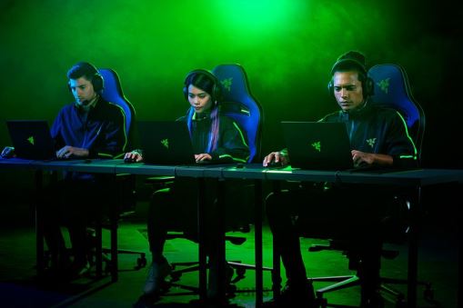 Razer blackshark v2 pro PJ2B2Z85 audio de jeu noir
